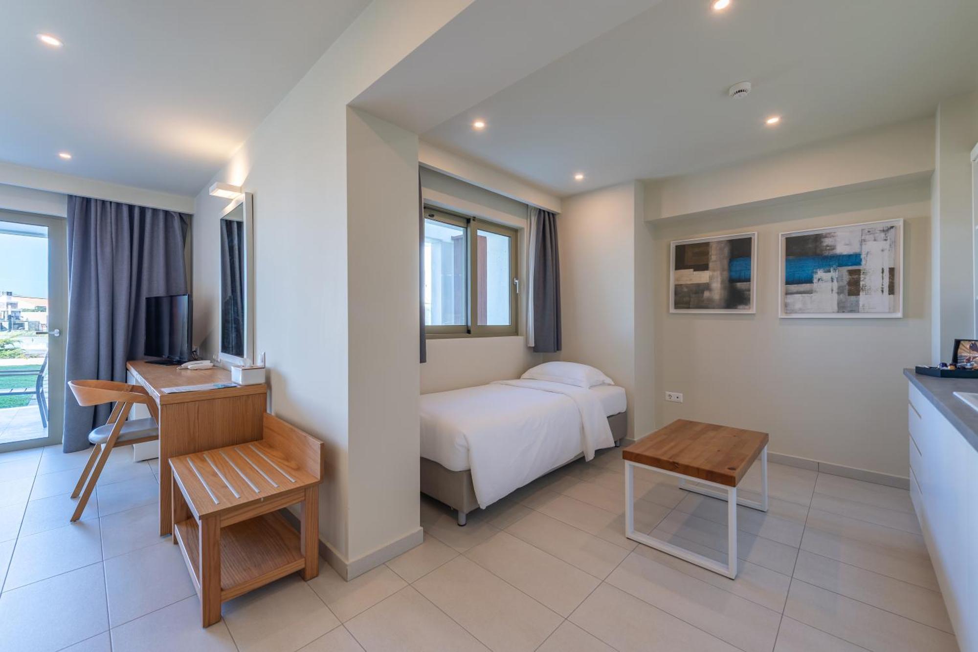 Thalassa Suites Almiros Beach ภายนอก รูปภาพ